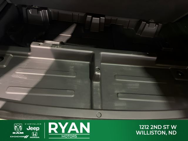 Used 2021 GMC Yukon XL Denali image 36