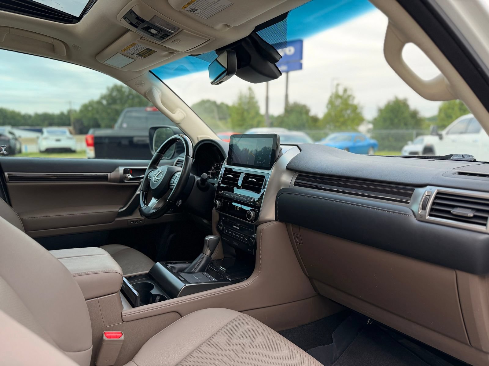 Used 2022 Lexus GX 460 Premium AWD/4WD image 30