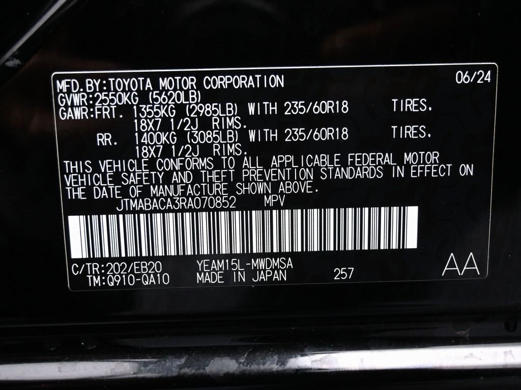 Used 2024 Toyota bZ4X XLE w/ Weather Package image 40