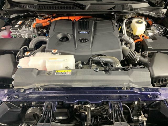 Used 2025 Toyota Sequoia Limited w/ TRD Off-Road Package image 32