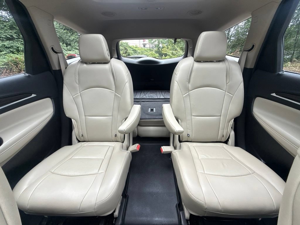 Used 2018 Buick Enclave Premium w/ Experience Buick Package AWD/4WD image 29