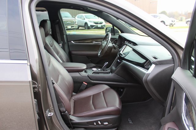 Used 2020 Cadillac XT6 Premium Luxury image 6