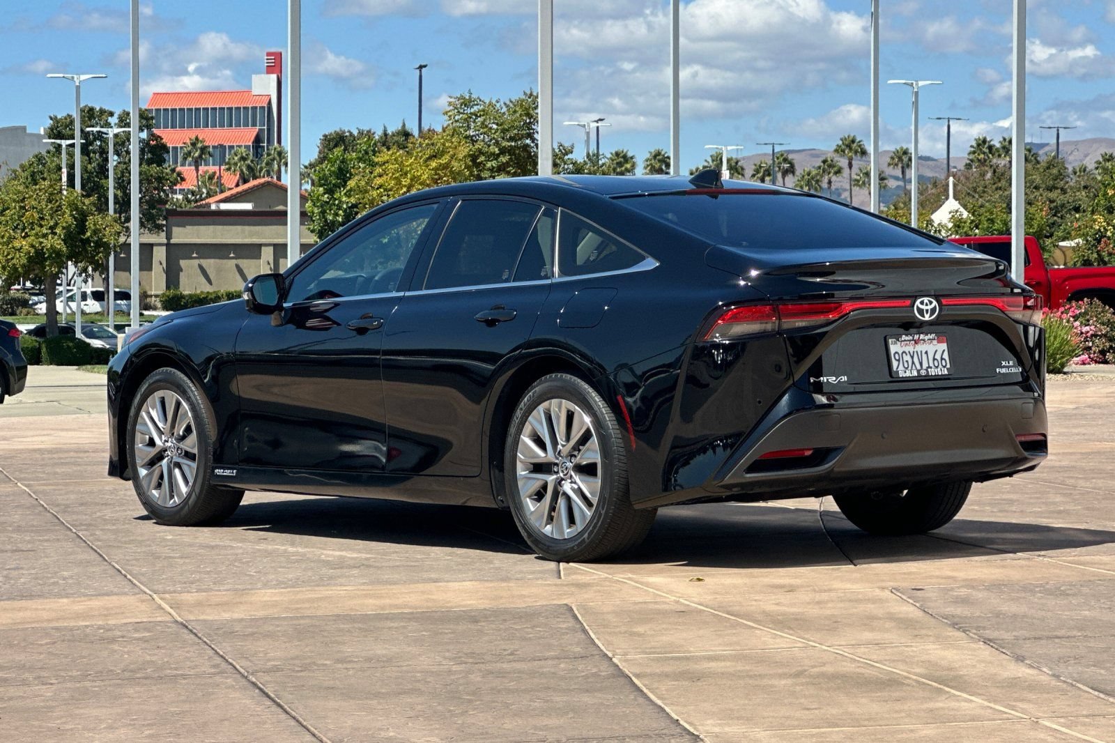 Certified 2023 Toyota Mirai w/ Advanced Technology Package RWD image 7