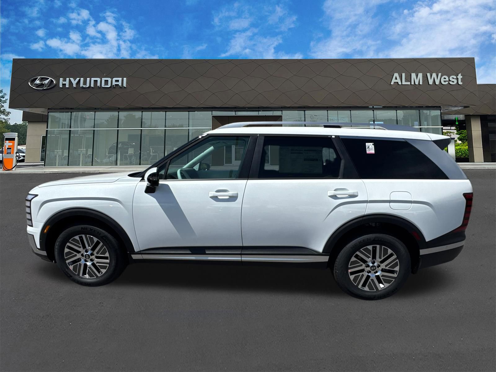New 2026 Hyundai Palisade SEL Premium FWD image 9
