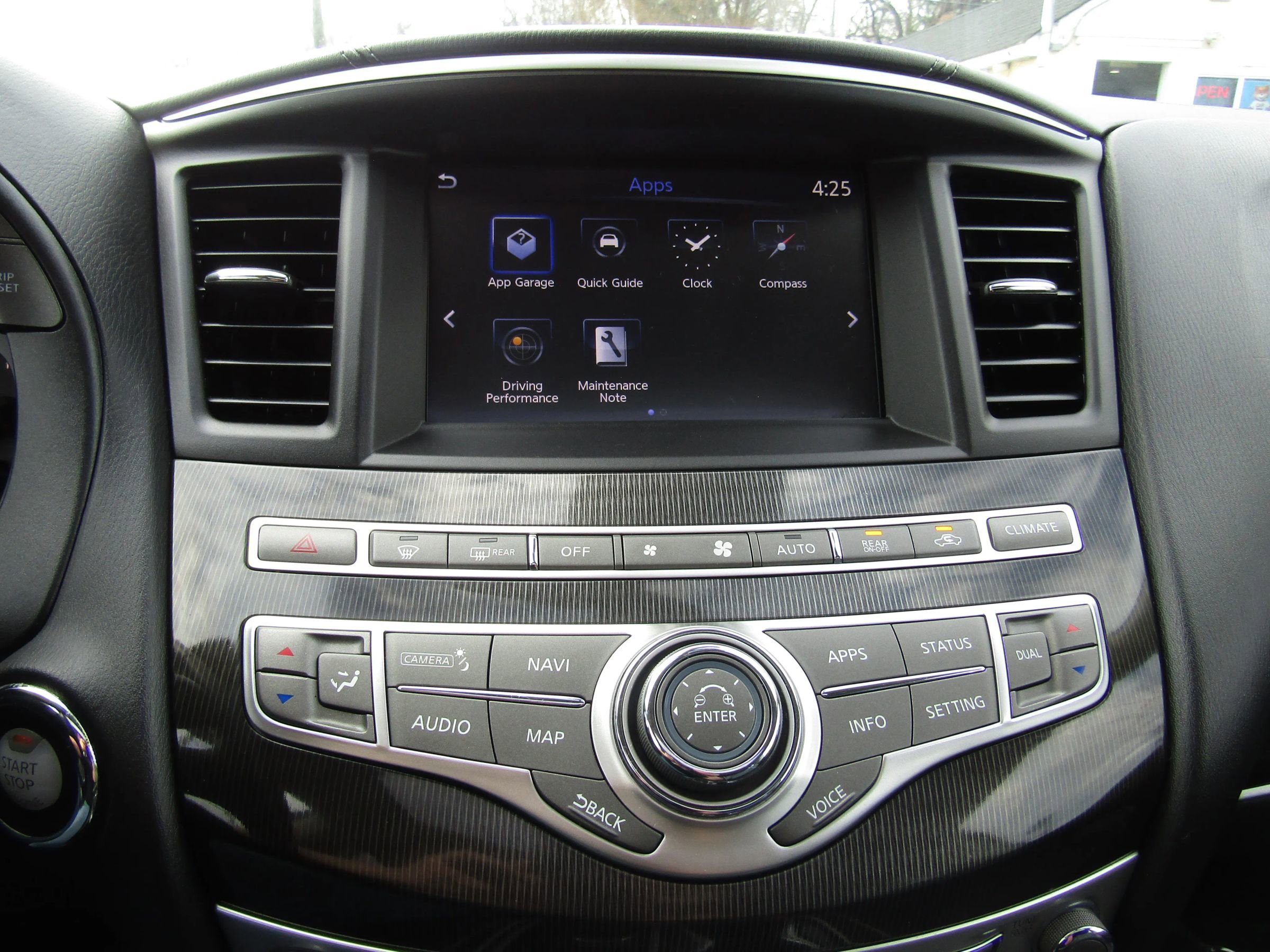 Used 2019 INFINITI QX60 Luxe w/ Essential Package image 29