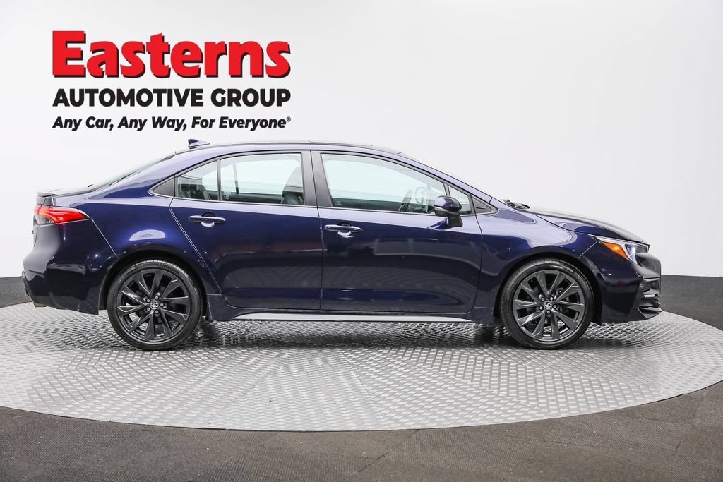 Used 2023 Toyota Corolla XSE FWD image 4