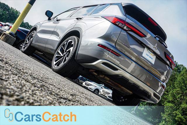 Used 2023 Mitsubishi Outlander SE AWD/4WD image 5