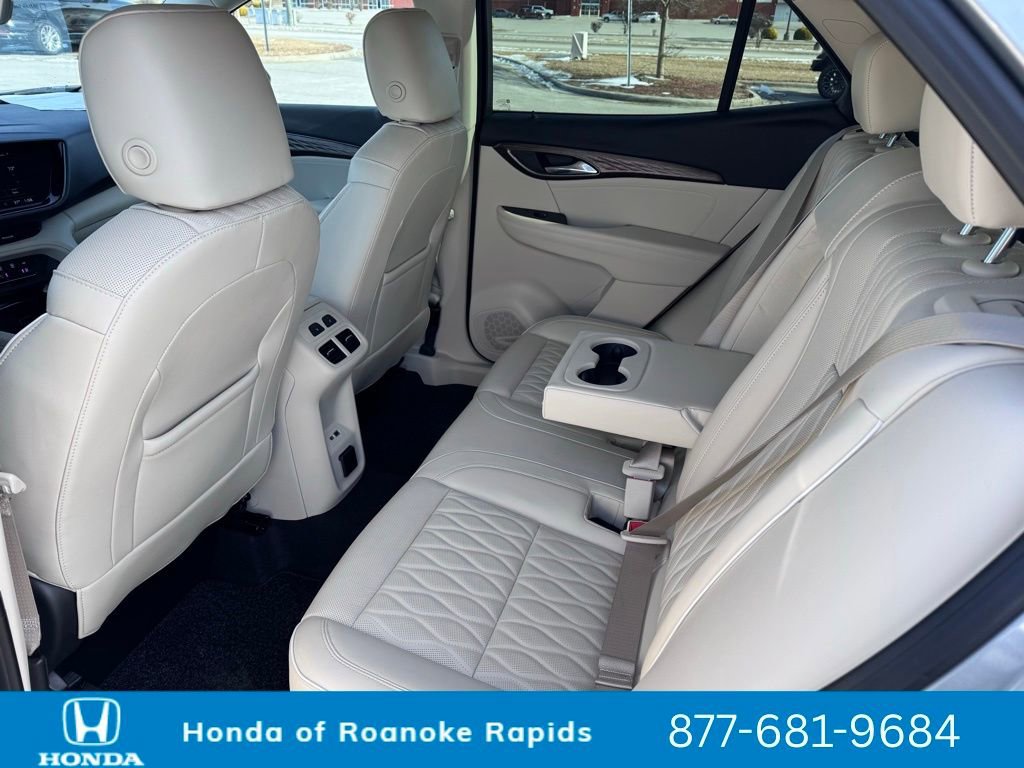 Used 2023 Buick Envision Avenir image 35