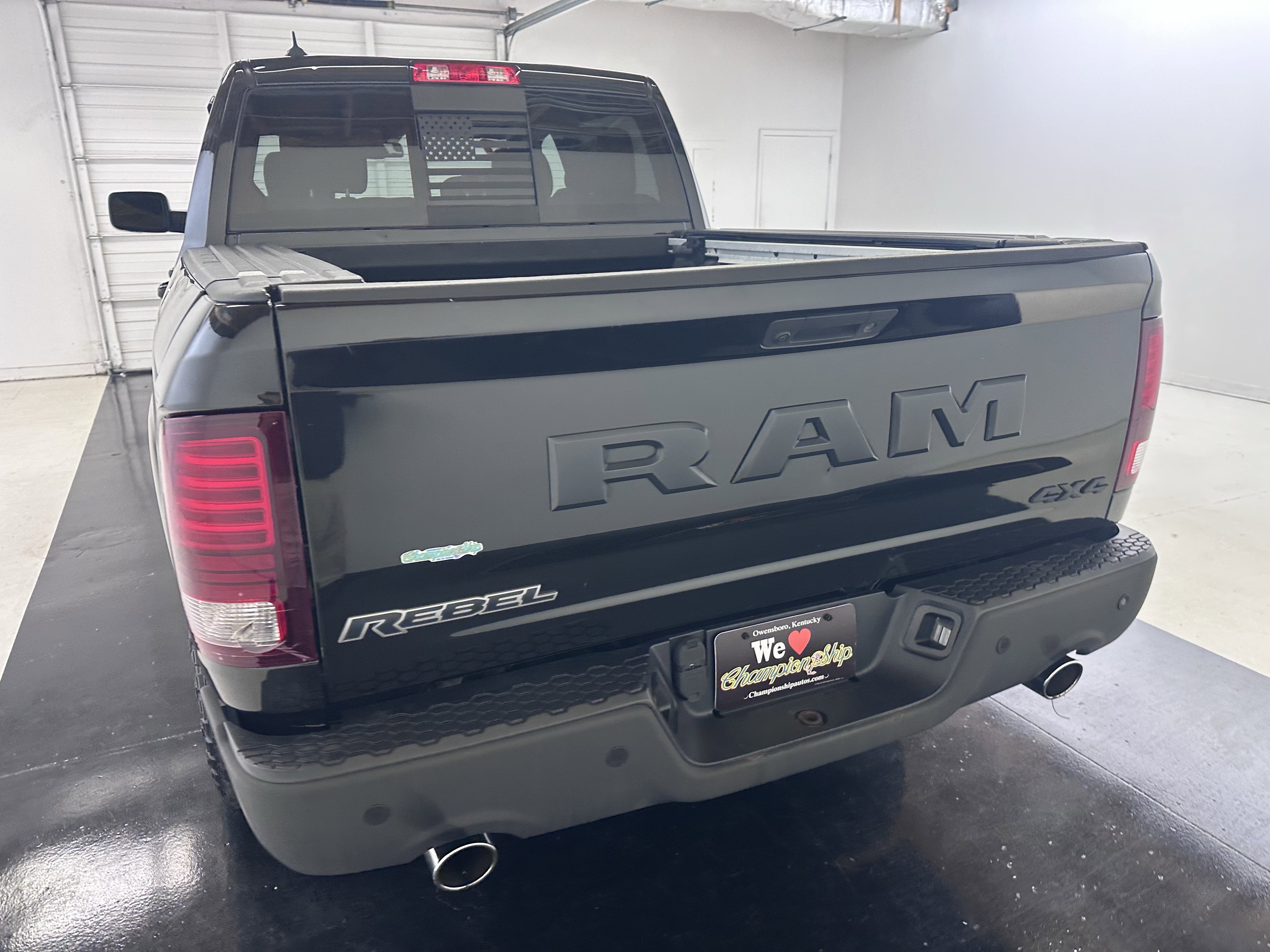 Used 2017 RAM 1500 Rebel w/ Luxury Group image 13