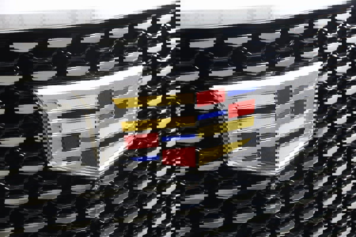 Used 2023 Cadillac Escalade Premium Luxury image 19