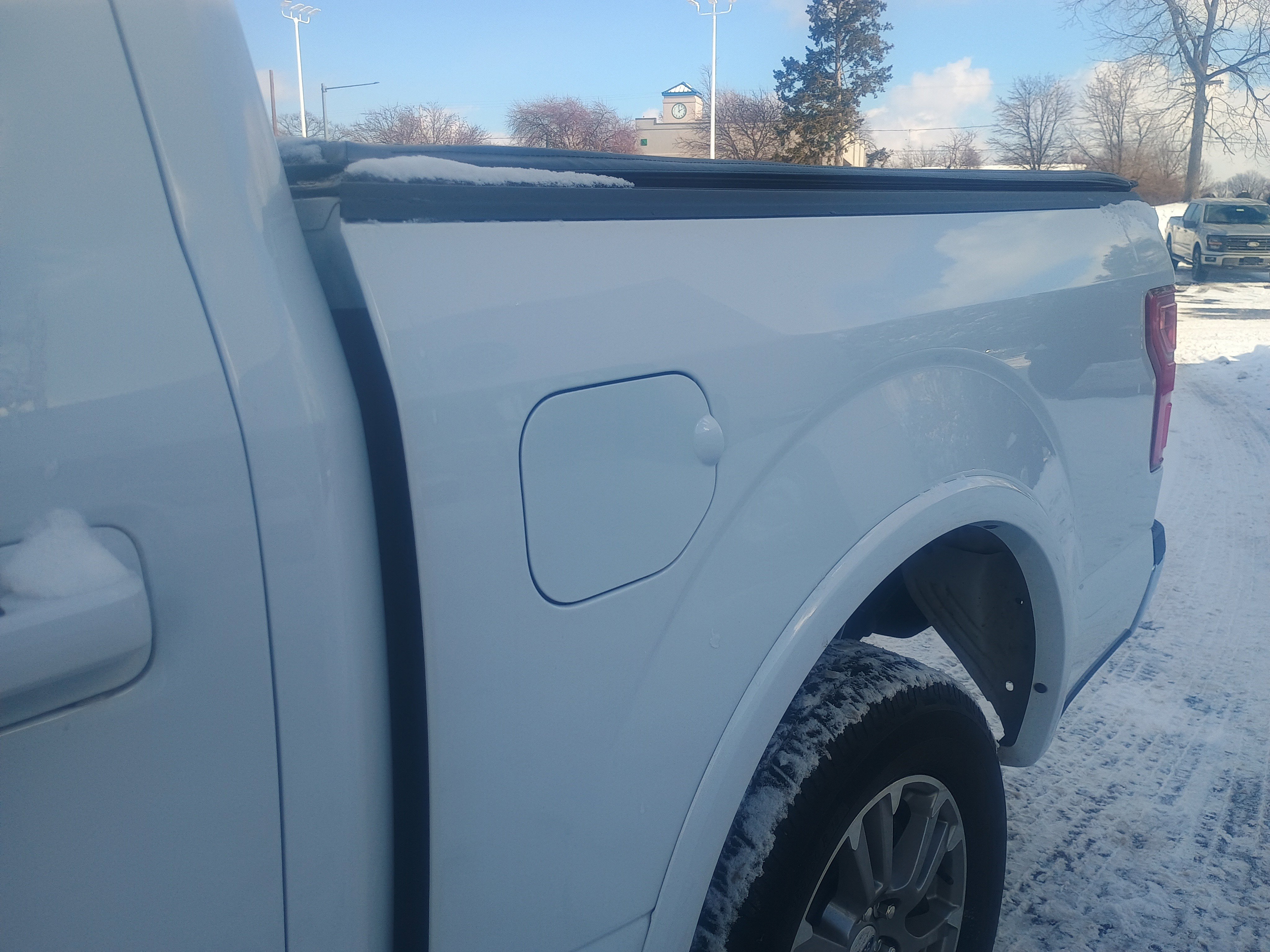 Used 2019 Ford F150 Lariat image 7