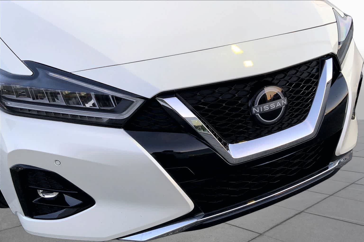 Used 2023 Nissan Maxima Platinum w/ Sport Mat Group FWD image 30