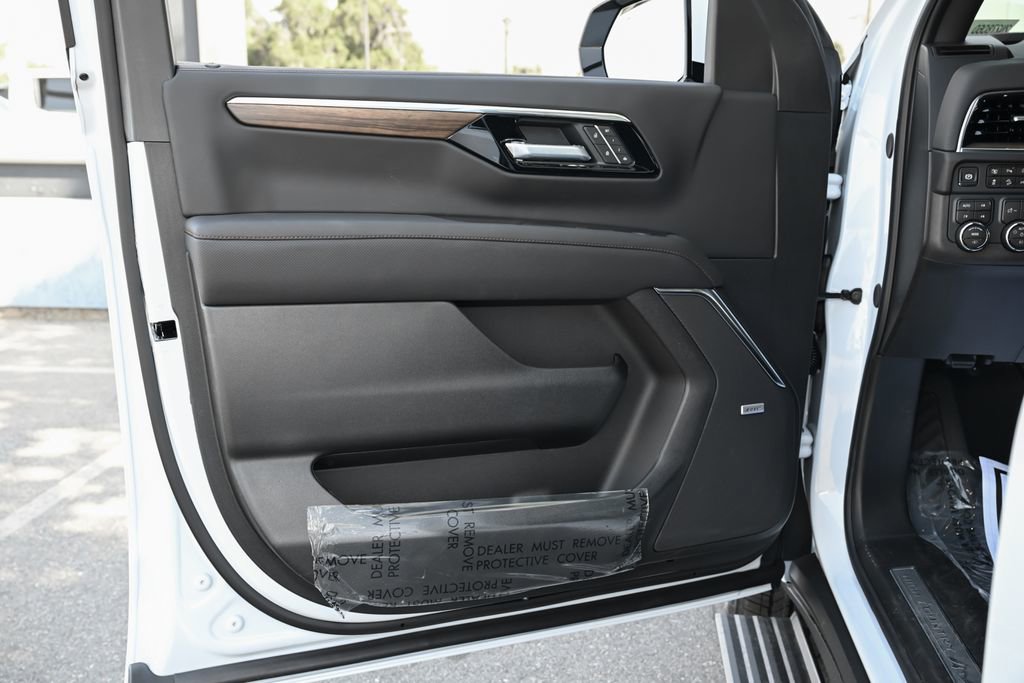 New 2026 Chevrolet Tahoe High Country image 18