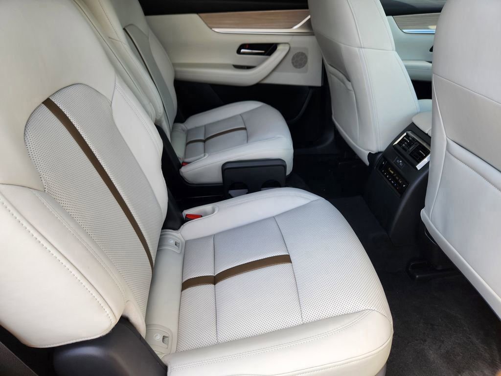 New 2025 MAZDA CX-90 Plug-In Hybrid w/ Premium Plus image 19