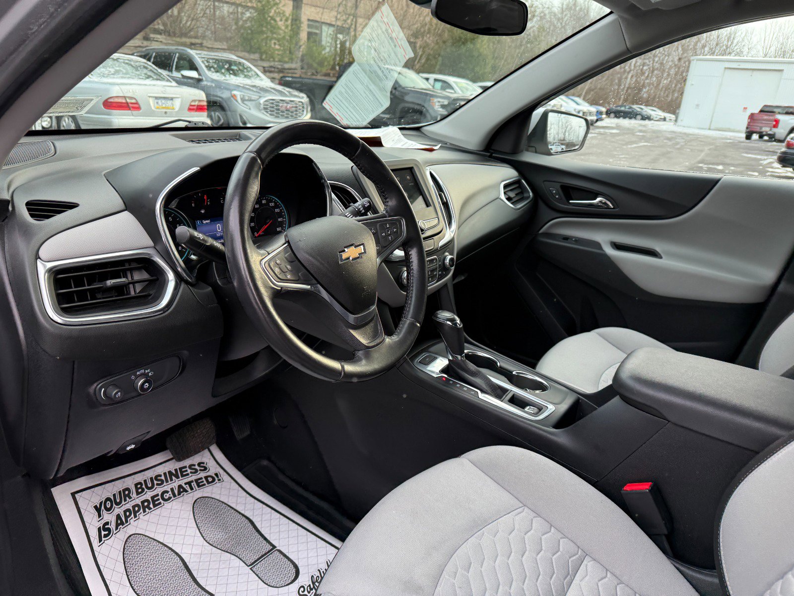 Used 2019 Chevrolet Equinox LT image 13