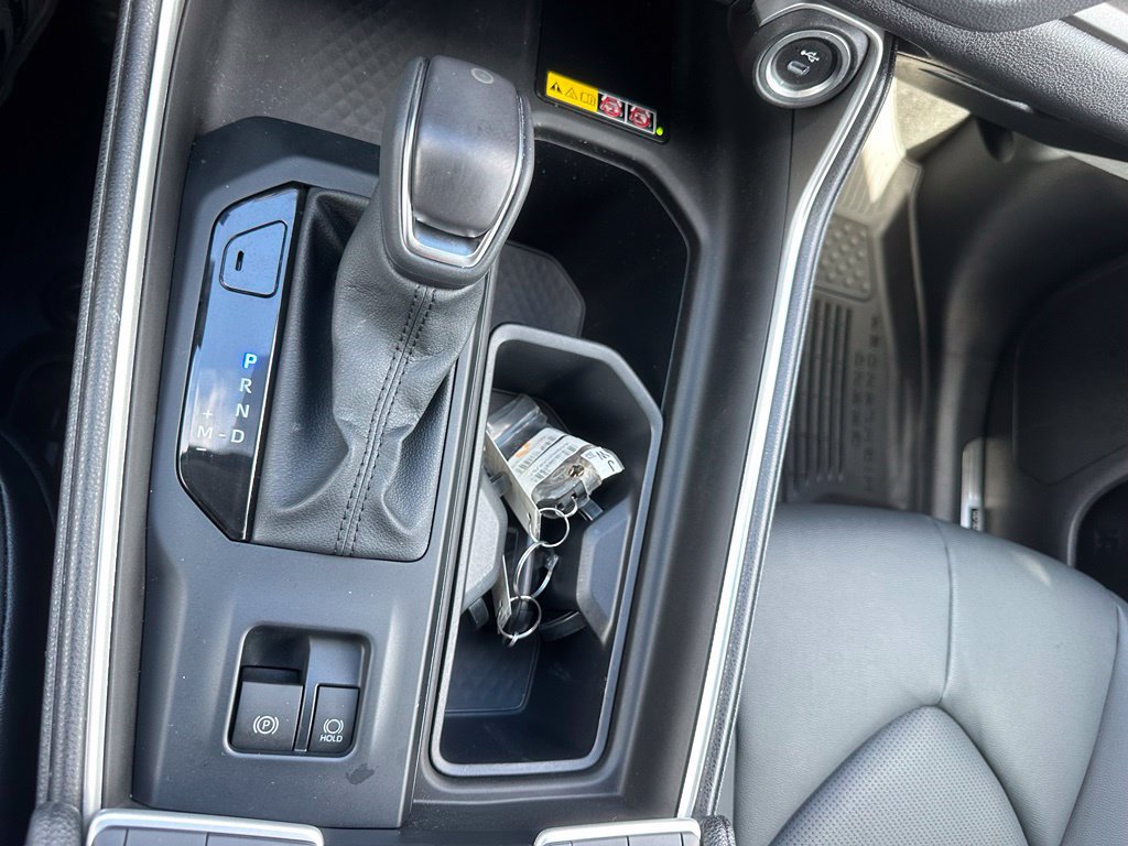 Used 2025 Toyota Grand Highlander AWD image 14