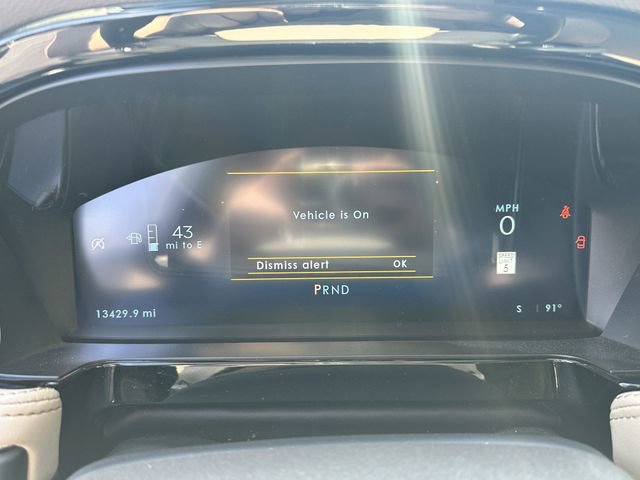 Used 2024 Lincoln Corsair AWD w/ Equipment Group 101A image 20