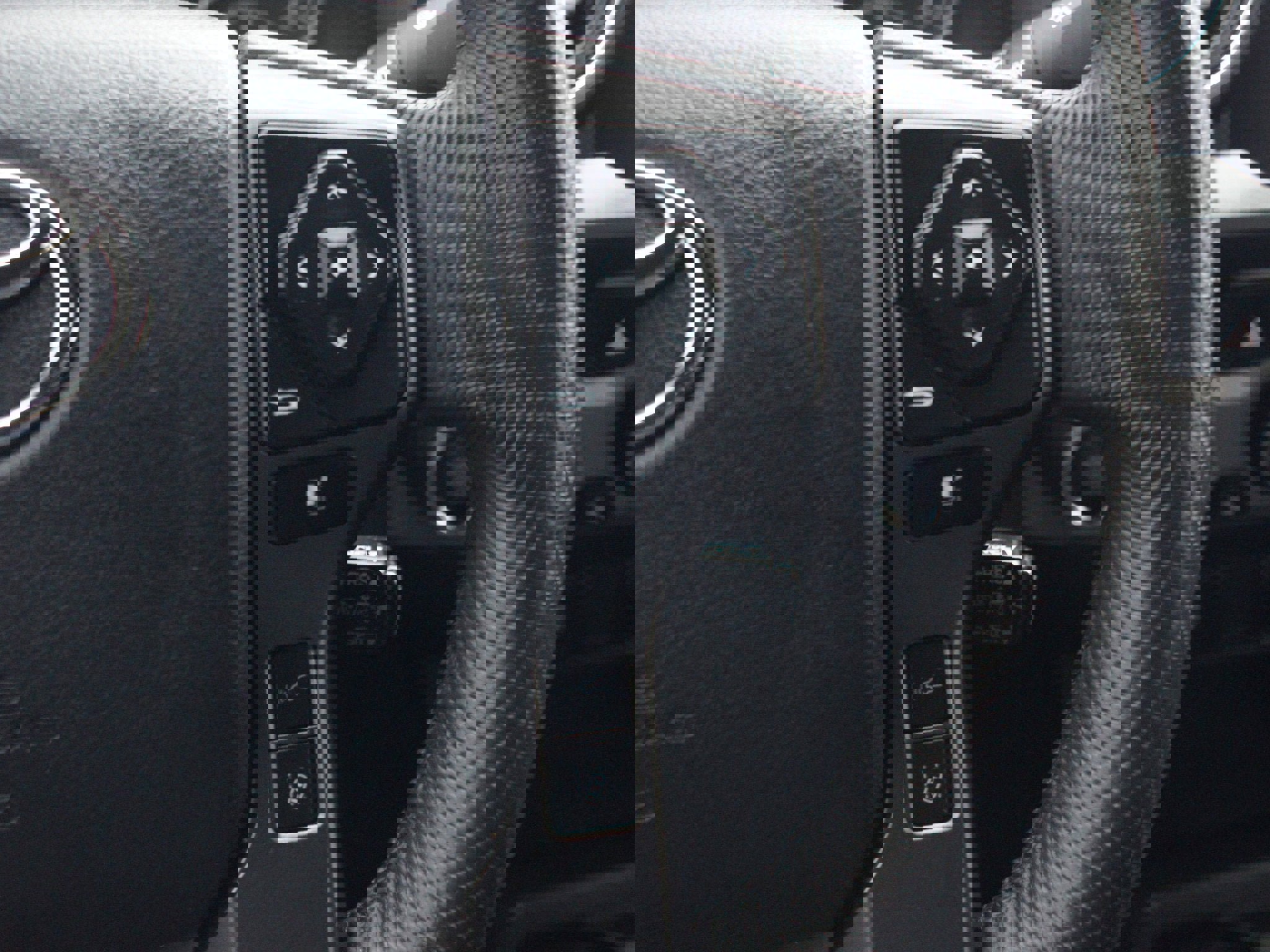 Used 2023 Toyota Tacoma TRD Off-Road image 9