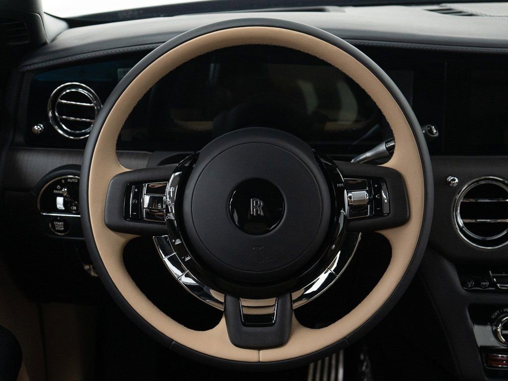 Used 2025 Rolls-Royce Ghost image 36