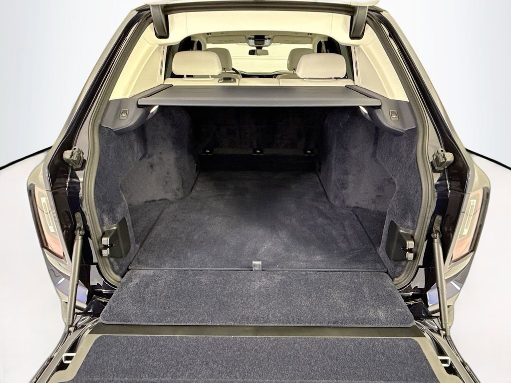 Certified 2026 Rolls-Royce Cullinan image 27