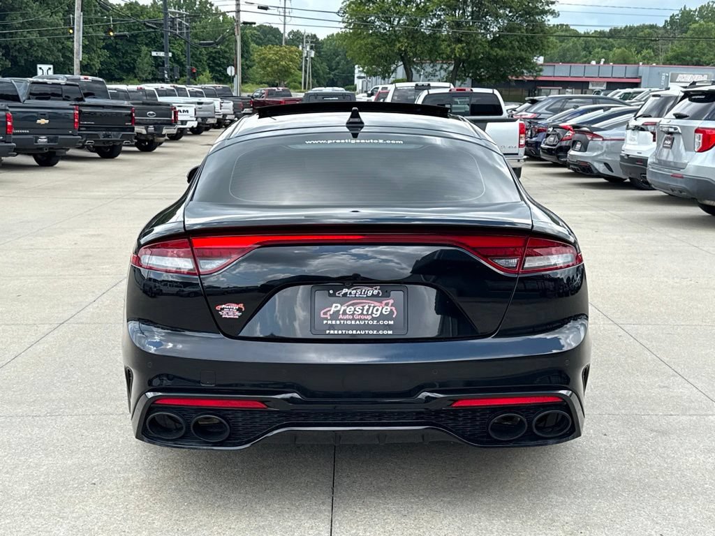 Used 2022 Kia Stinger GT2 RWD image 16