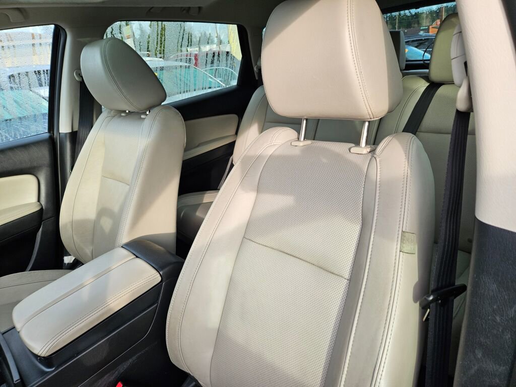 Used 2014 MAZDA CX-9 Touring w/ Touring Technology Package image 13