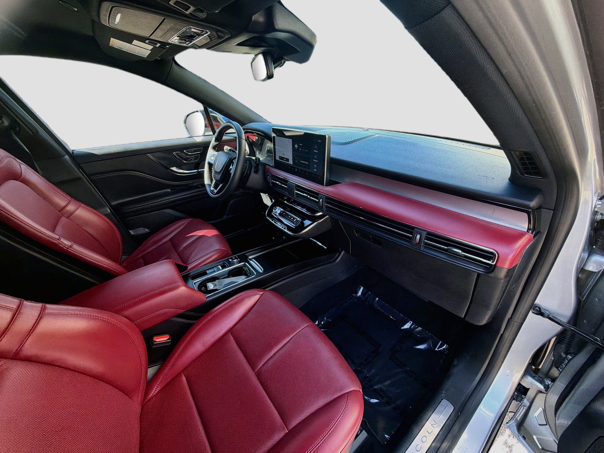 Used 2023 Lincoln Corsair Reserve w/ Jet Appearance Package FWD image 28