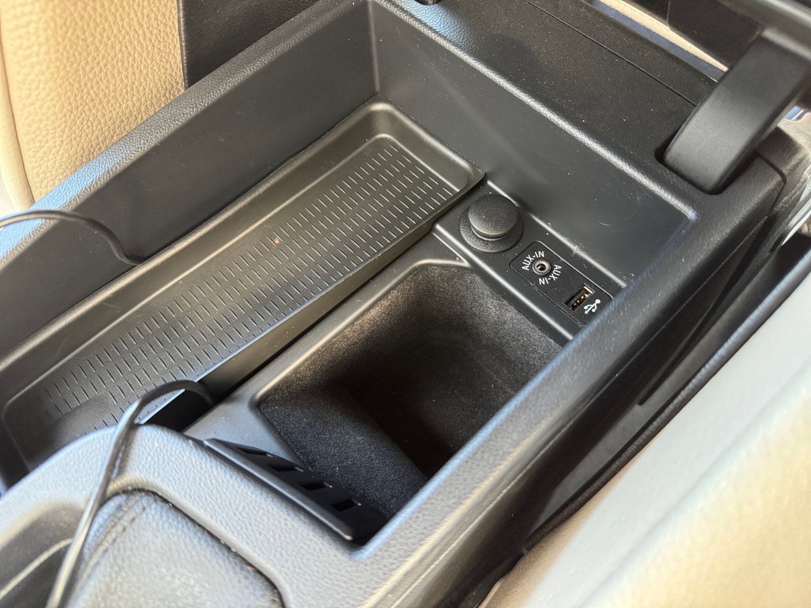 Used 2012 BMW 328i Convertible RWD image 23