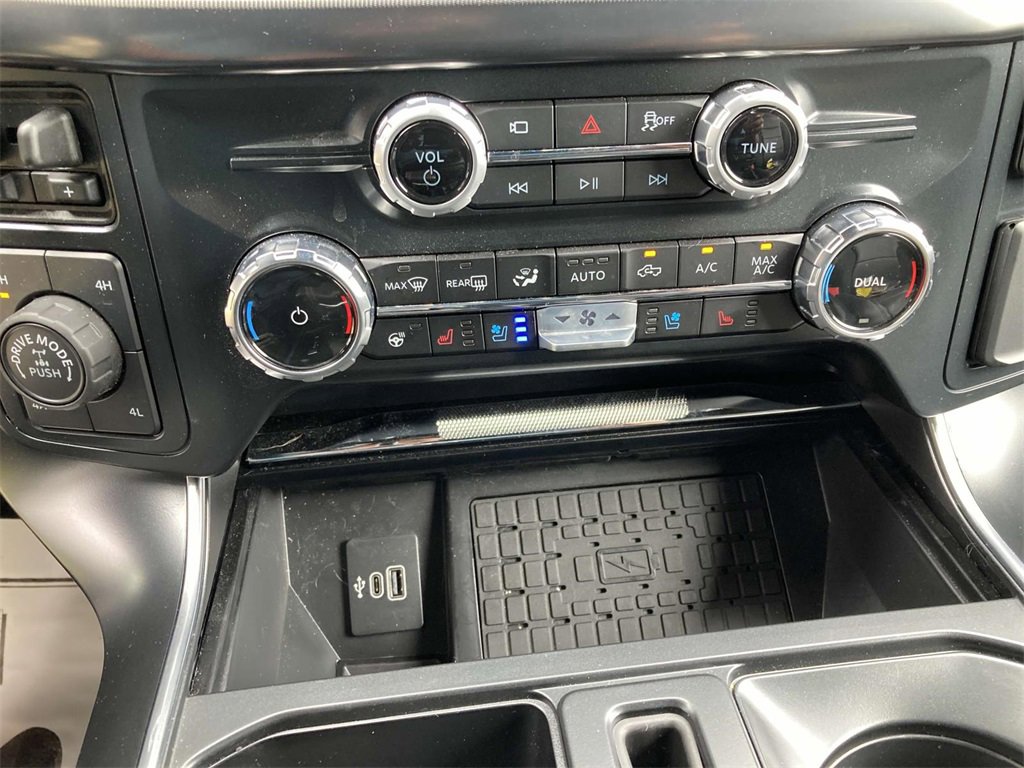 Used 2025 Ford F150 Raptor image 17
