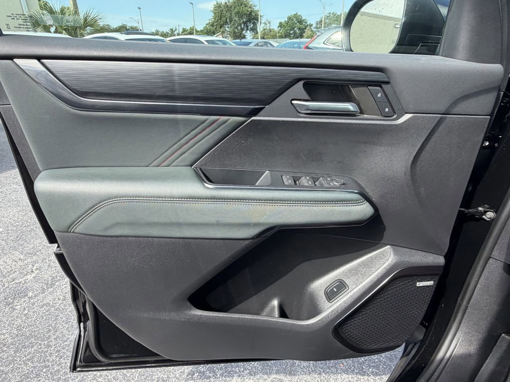Certified 2024 GMC Acadia AT4 w/ LPO, Floor Liner Package AWD/4WD image 22