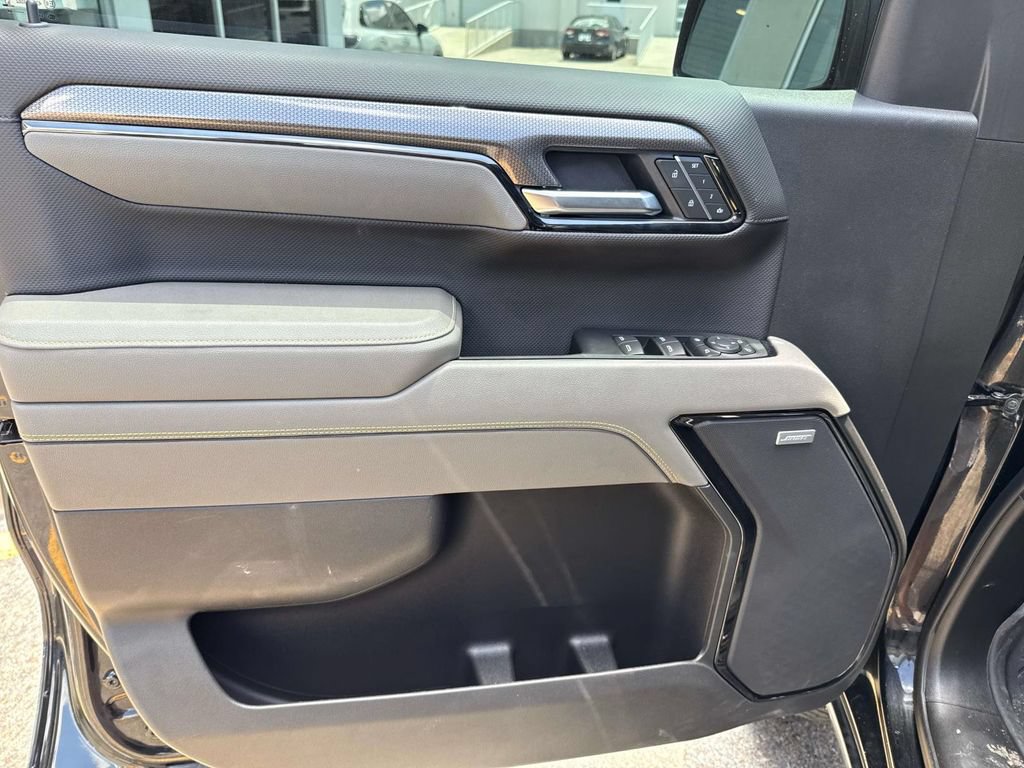 Used 2025 Chevrolet Silverado 1500 ZR2 w/ Technology Package AWD/4WD image 19