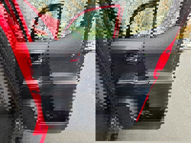 Used 2016 Toyota Tacoma TRD Off-Road w/ Premium & Technology Package AWD/4WD image 50