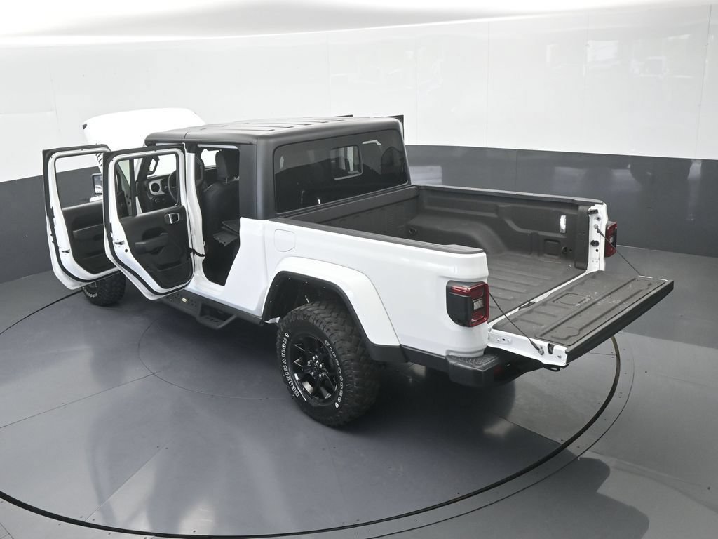 Used 2024 Jeep Gladiator Sport AWD/4WD image 60