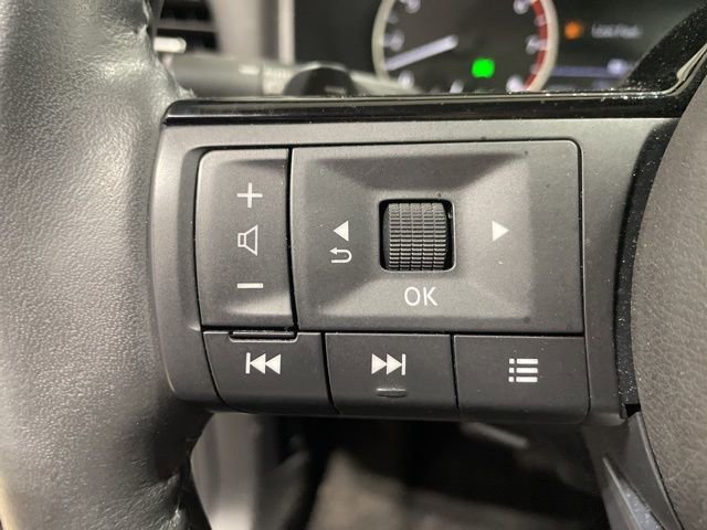 Certified 2023 Nissan Rogue SV w/ SV Premium B Package image 21