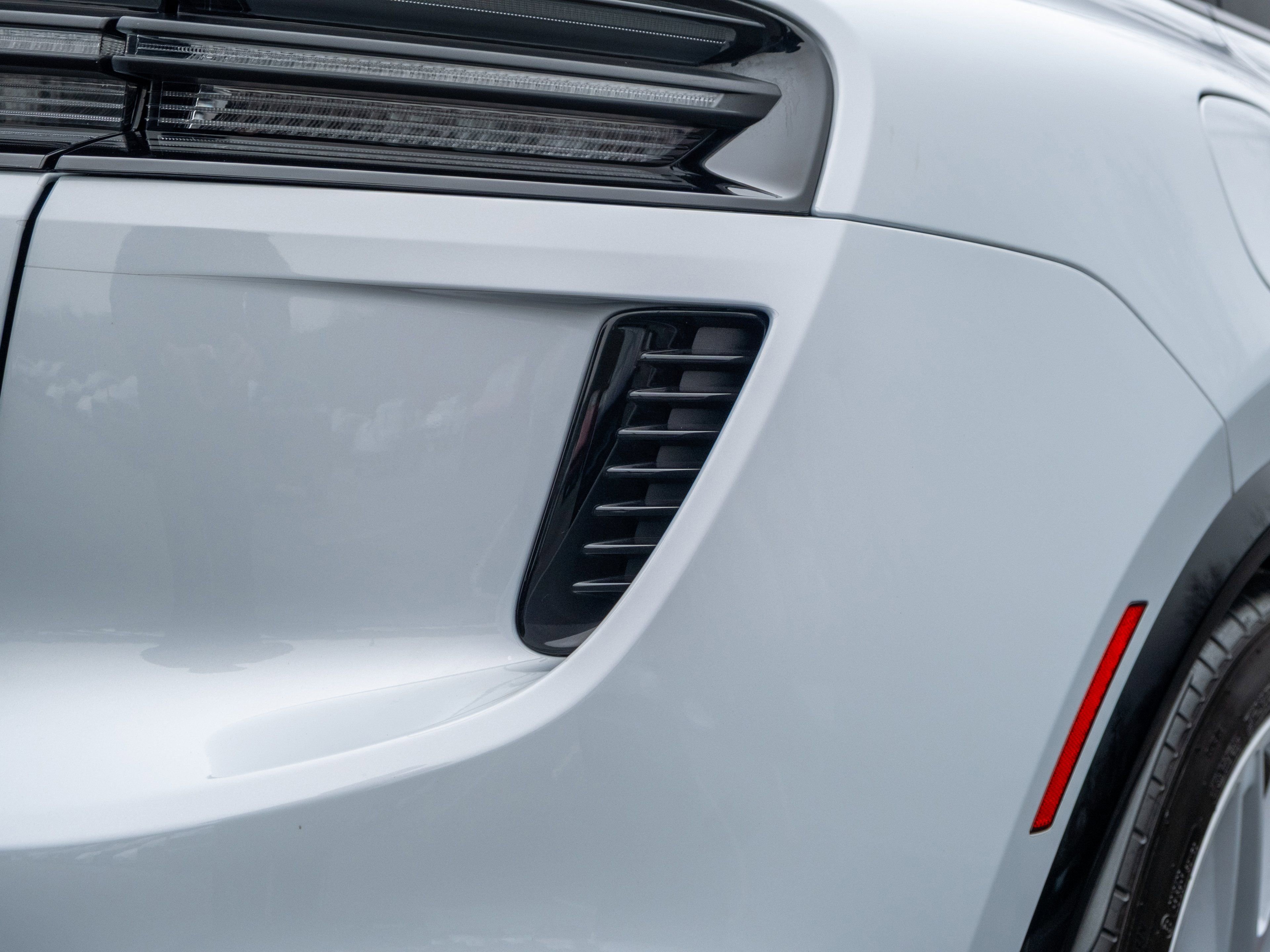 Certified 2025 Porsche Macan Turbo Electric image 58