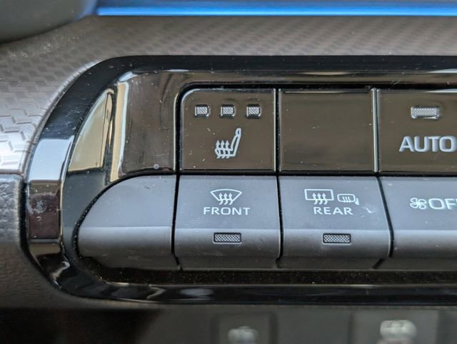 Used 2023 Toyota Prius XLE image 21