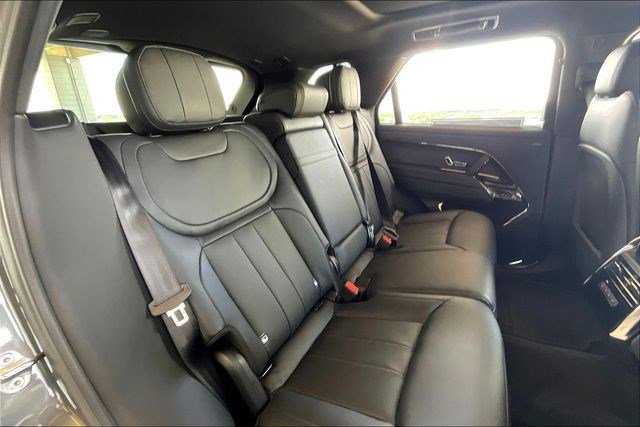 New 2025 Land Rover Range Rover Sport Dynamic SE image 11