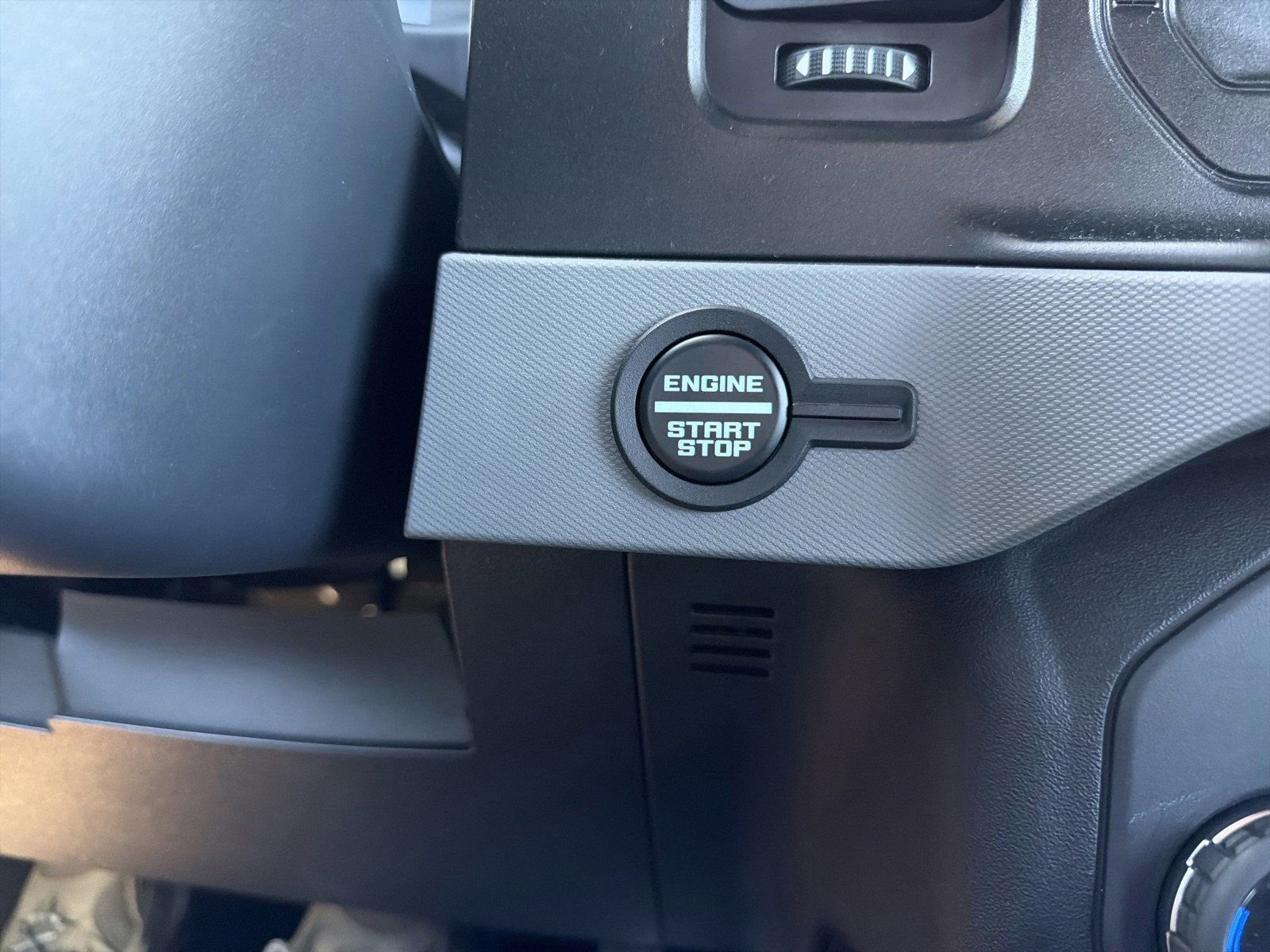 Used 2023 Ford Bronco Big Bend image 35