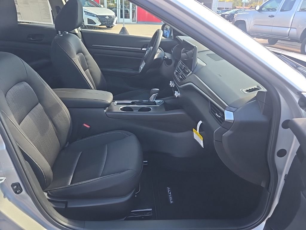 New 2025 Nissan Altima 2.5 SV w/ SV Special Edition Package image 22
