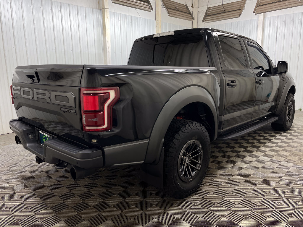 Used 2019 Ford F150 Raptor w/ Equipment Group 802A Luxury AWD/4WD image 21
