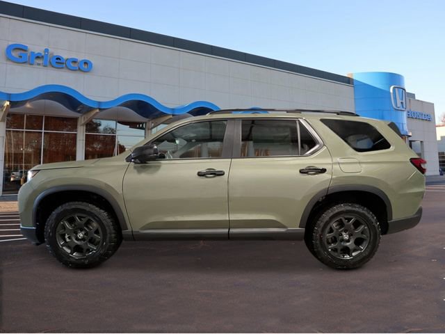 New 2026 Honda Pilot TrailSport image 2