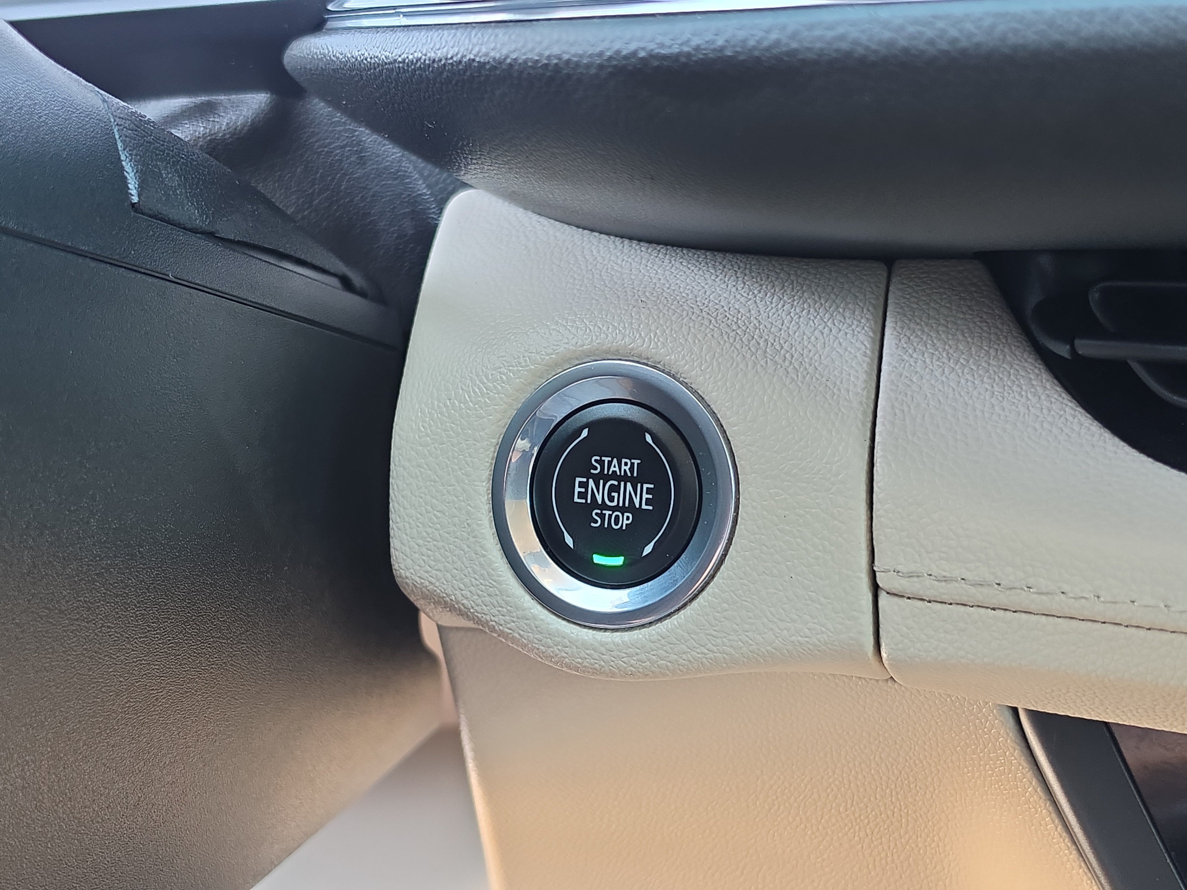Certified 2023 Buick Envision Avenir FWD image 29