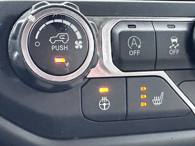 Used 2018 Jeep Wrangler Unlimited Sport S image 19