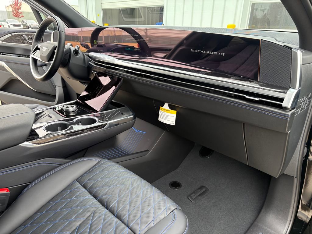 New 2026 Cadillac Escalade IQ Sport 1 w/ LPO, Floor Liner Package image 63