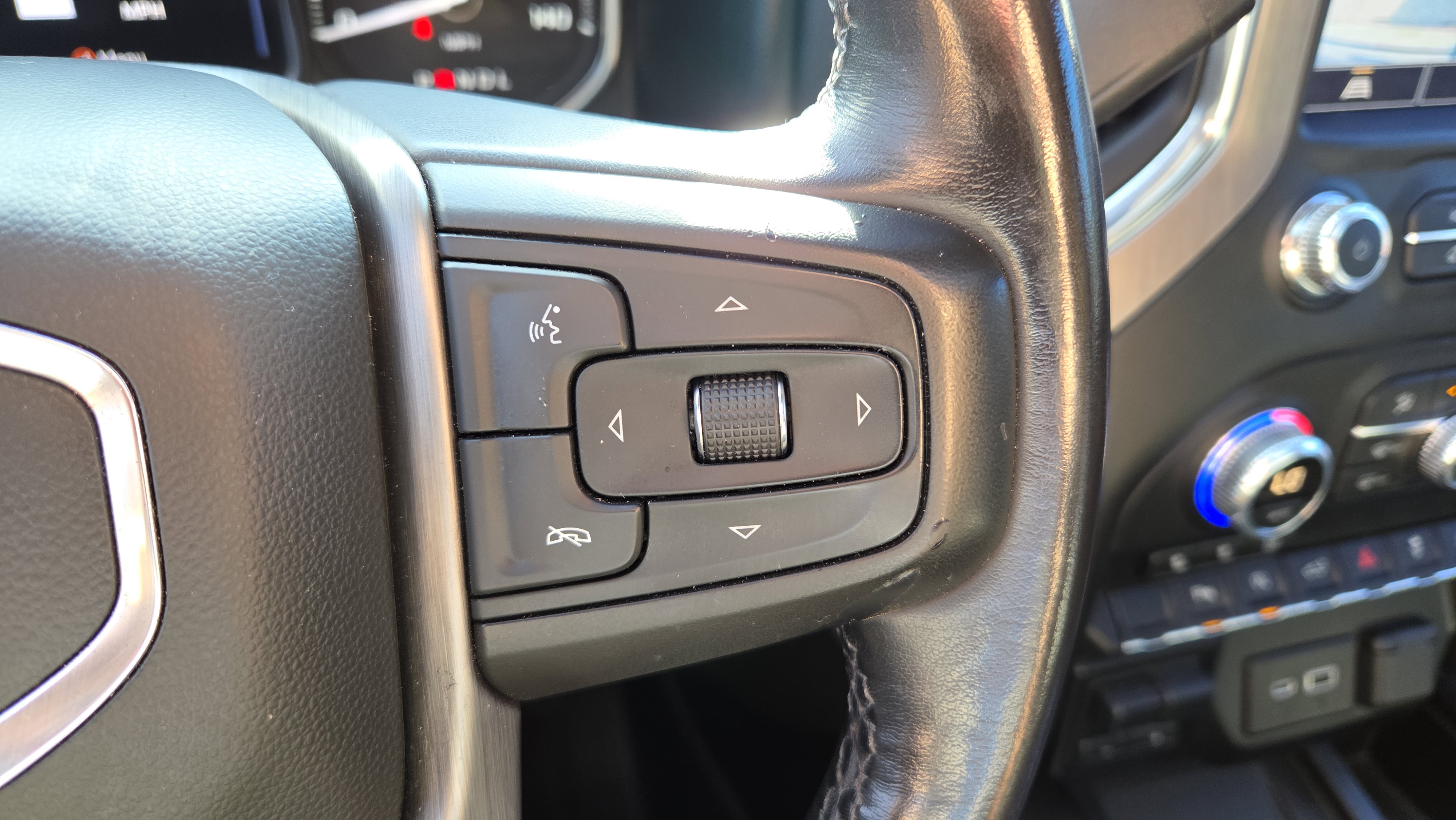 Used 2021 GMC Sierra 1500 Denali AWD/4WD image 30