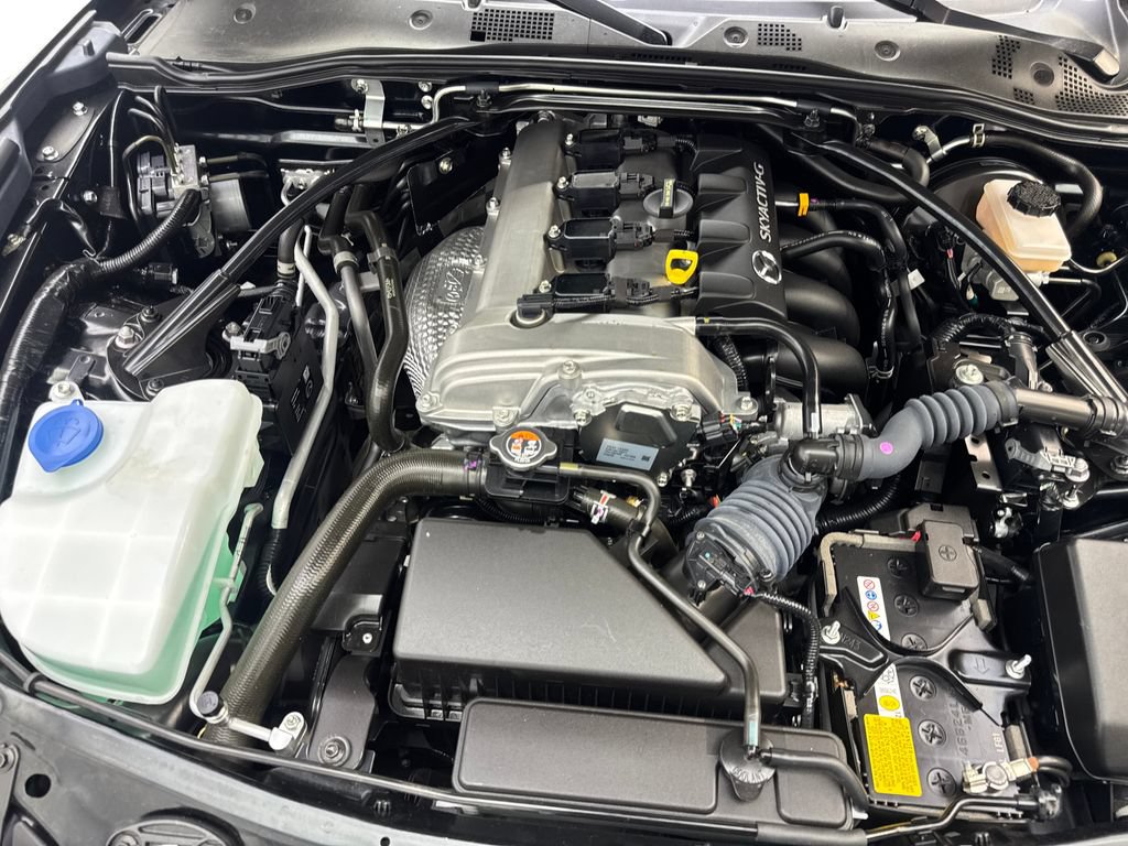 Used 2024 MAZDA MX-5 Miata Club RWD image 74