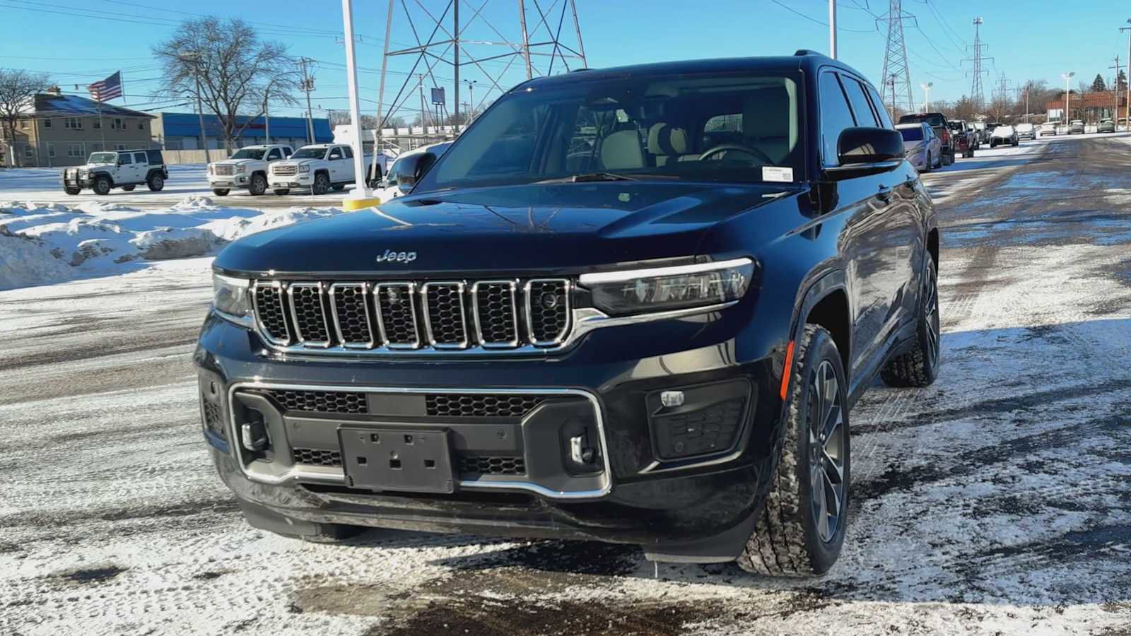 Used 2023 Jeep Grand Cherokee Overland w/ Advanced Protech Group III image 7