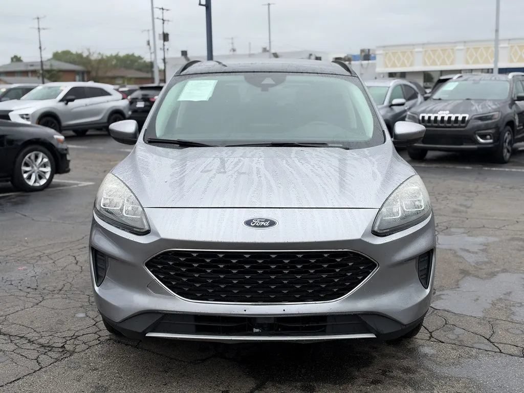 Used 2022 Ford Escape SEL FWD image 2