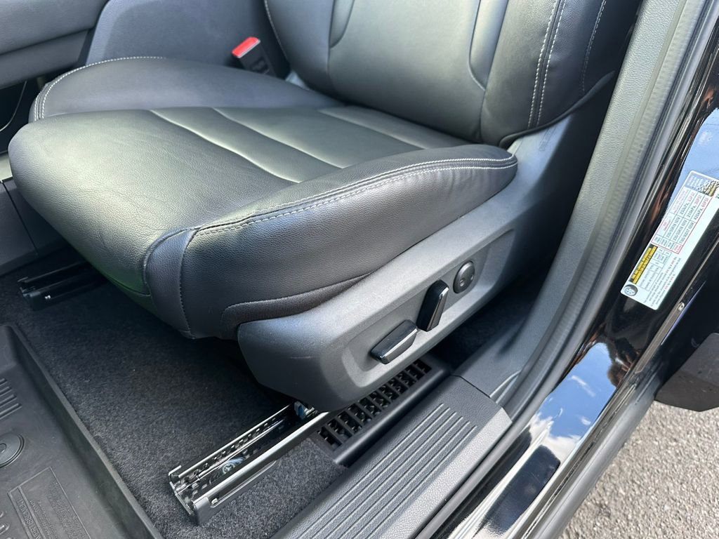 Certified 2023 Nissan Rogue SL w/ SL Premium Package image 15