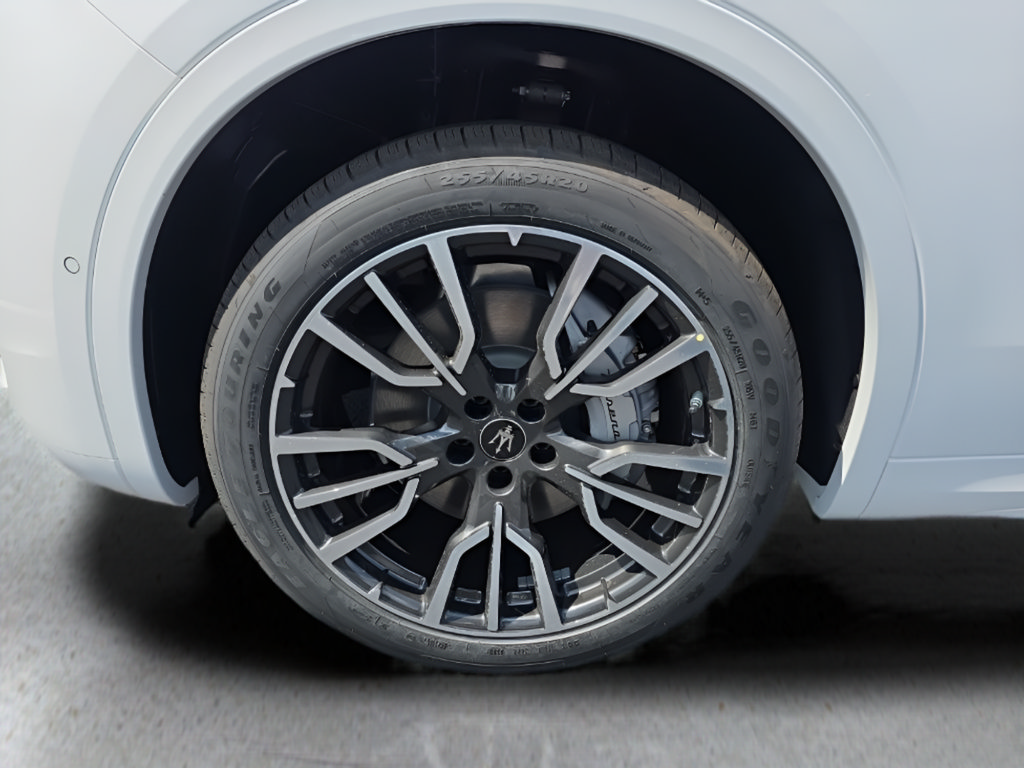 New 2025 Maserati Grecale GT AWD/4WD image 16